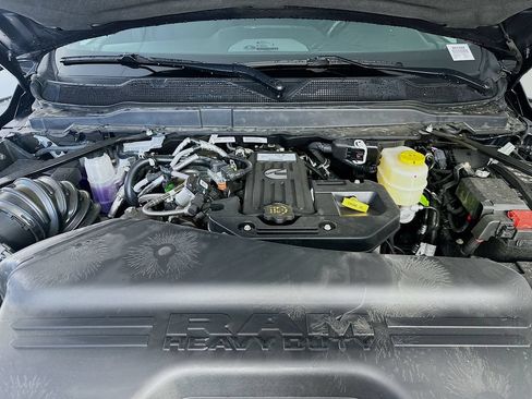 New 2026 RAM 3500 Tradesman AWD/4WD image 17