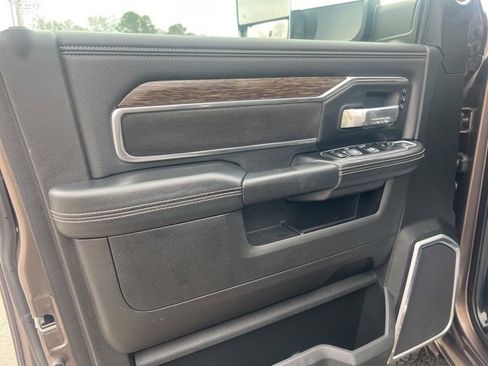 Used 2021 RAM 3500 Laramie image 12