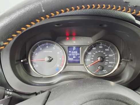 Used 2016 Subaru Crosstrek 2.0i Premium AWD/4WD image 18