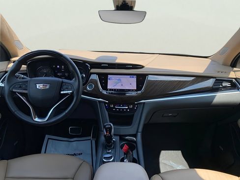 Used 2025 Cadillac XT6 Sport w/ Platinum Package AWD/4WD image 19