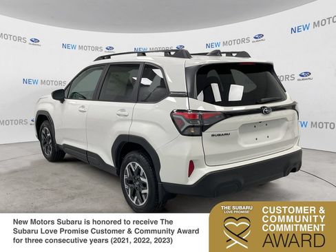 New 2026 Subaru Forester Premium AWD/4WD image 2