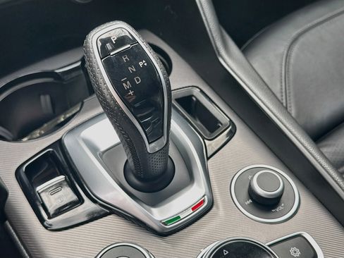 Used 2021 Alfa Romeo Giulia Ti Sport RWD image 16