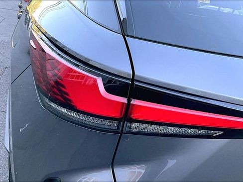 Used 2023 Lexus RX 350 Premium w/ Accessory Package AWD/4WD image 23