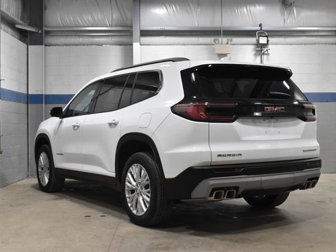 Used 2026 GMC Acadia Elevation w/ Elevation Premium Package FWD image 24