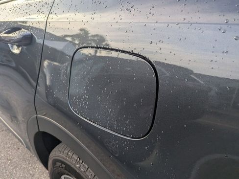 Used 2024 Kia Sorento S w/ Panoramic Sunroof Package FWD image 17
