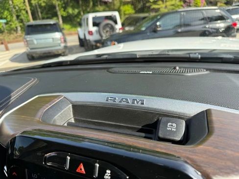 Used 2024 RAM 2500 Laramie AWD/4WD image 92