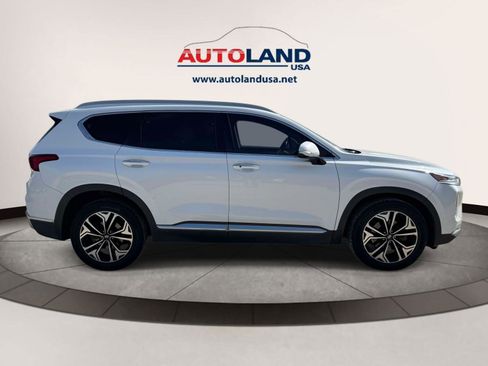 Used 2019 Hyundai Santa Fe AWD image 3