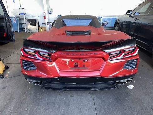 Used 2021 Chevrolet Corvette Stingray Premium Conv w/ Z51 Performance Package RWD image 4