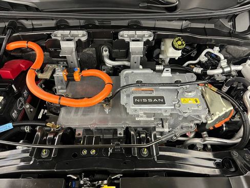 Used 2023 Nissan Ariya AWD image 35