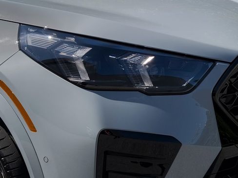 New 2026 BMW X2 xDrive28i w/ Technology Package image 8