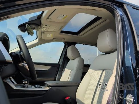 New 2026 MAZDA CX-90 3.3 Turbo w/ Preferred Package image 10