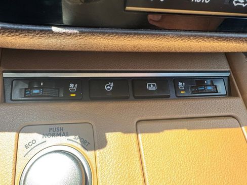 Used 2017 Lexus ES 350 w/ Luxury Package FWD image 21