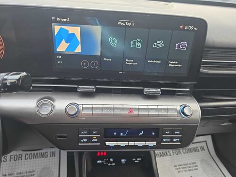 Used 2025 Hyundai Kona SEL AWD/4WD image 19