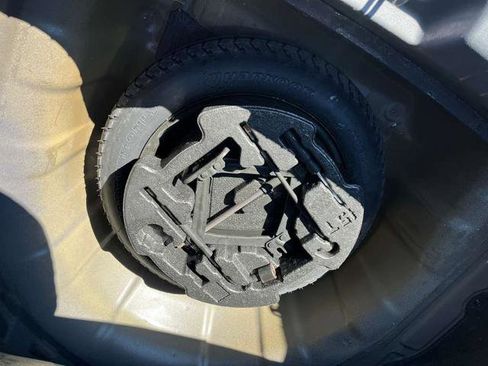 Used 2018 Hyundai Elantra SE w/ SE Connectivity Package 04 image 11