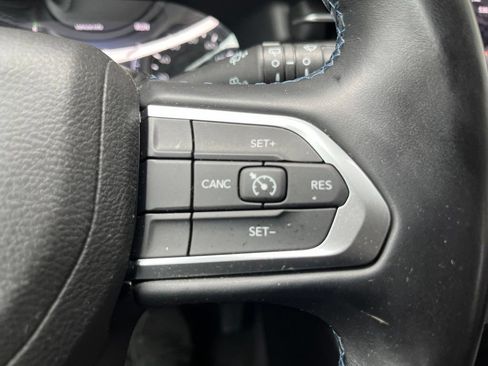 Used 2022 Jeep Compass Latitude w/ Convenience Group AWD/4WD image 26