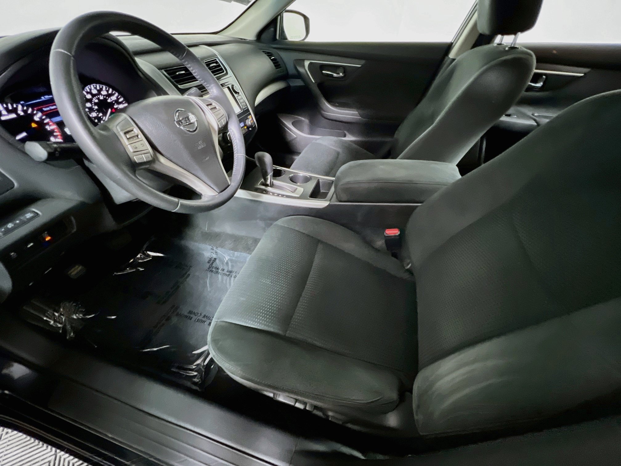 Used 2015 Nissan Altima 2.5 SV w/ Convenience Package FWD image 15