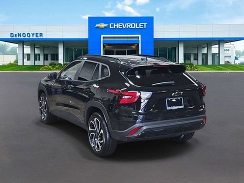 New 2026 Chevrolet Trax RS w/ Driver Confidence Package image 8