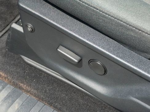 Used 2024 Ford F150 XLT AWD/4WD image 19