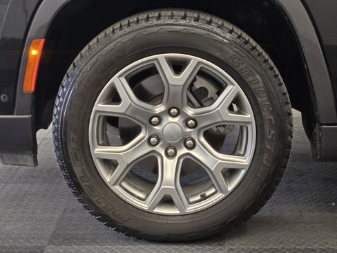 Used 2022 Jeep Wagoneer Series II image 10