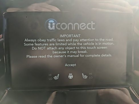 Used 2020 Jeep Compass Latitude image 16