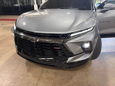 Used 2025 Chevrolet Blazer RS w/ Driver Confidence II Package AWD/4WD image 11