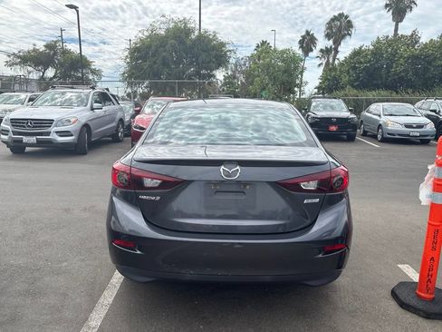 Used 2014 MAZDA MAZDA3 i Touring FWD image 8