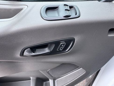 Used 2025 Ford Transit 350 XL image 11