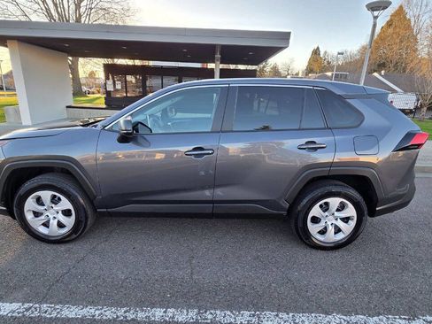 Used 2024 Toyota RAV4 LE image 8