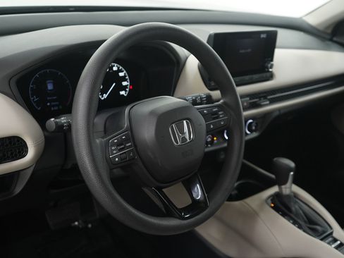 Used 2023 Honda HR-V LX image 21