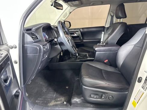 Used 2019 Toyota 4Runner TRD Off-Road Premium image 11