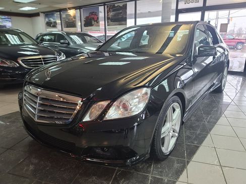 Used 2011 Mercedes-Benz E 350 Sedan image 2