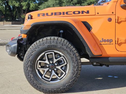 New 2025 Jeep Gladiator Rubicon w/ Convenience Group image 9