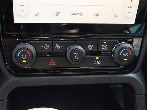 New 2025 Ford Ranger XLT w/ Equipment Group 301A High image 22