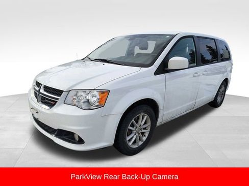 Used 2020 Dodge Grand Caravan SE image 6