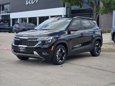 New 2026 Kia Seltos S FWD image 2