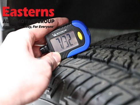 Used 2024 Chevrolet Colorado W/T image 27