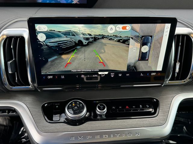 Certified 2025 Ford Expedition Platinum AWD/4WD image 28