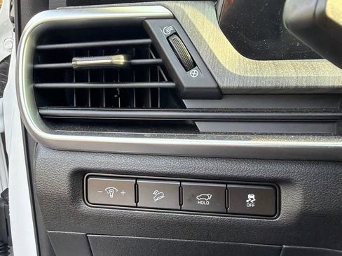 Certified 2025 Kia Telluride EX FWD image 18