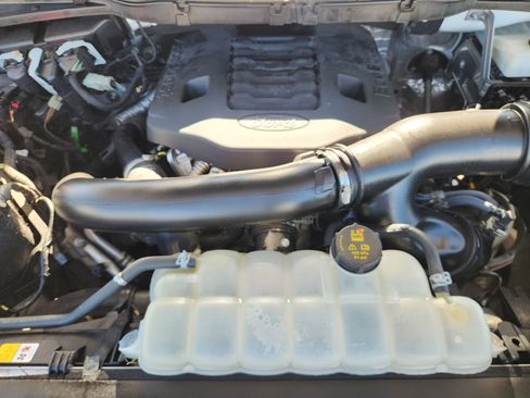 Certified 2022 Ford F150 XLT w/ Equipment Group 302A High image 29