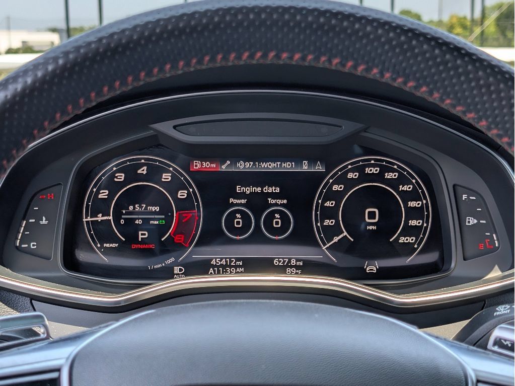 Used 2021 Audi RS 6 w/ Executive Package AWD/4WD image 24