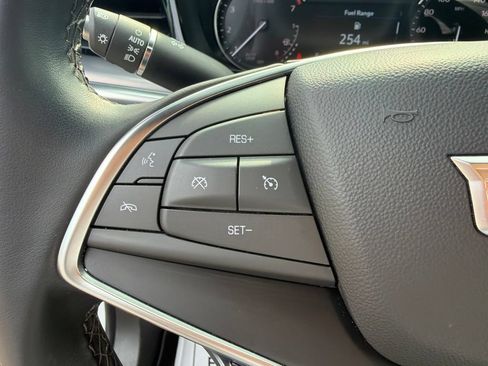 Used 2024 Cadillac XT5 Luxury AWD/4WD image 27