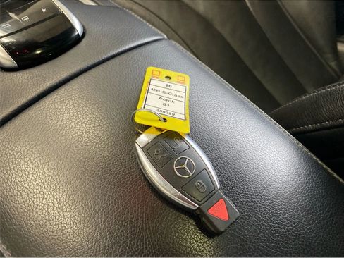Used 2016 Mercedes-Benz S 550 4MATIC Sedan image 41