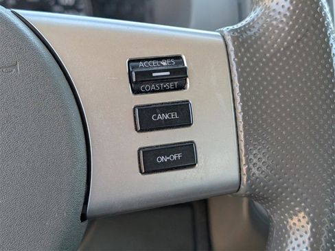 Used 2020 Nissan Frontier SV w/ Midnight Edition Floor Mats image 19