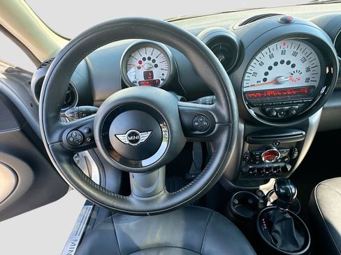 Used 2014 MINI Cooper Countryman FWD image 13