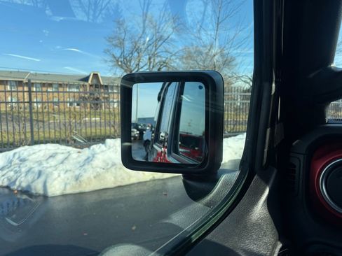 Used 2021 Jeep Wrangler Unlimited Rubicon image 19