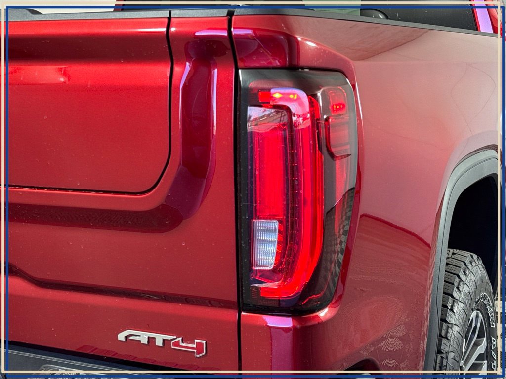 Used 2021 GMC Sierra 1500 AT4 AWD/4WD image 10