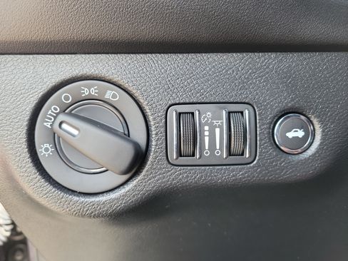 Used 2021 Dodge Challenger R/T Scat Pack RWD image 21