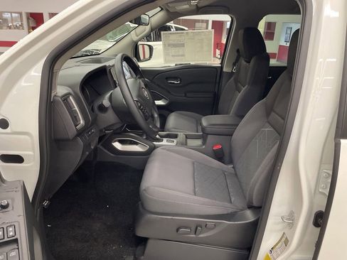 New 2026 Nissan Frontier SV w/ Tow Package image 6