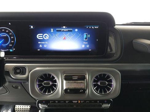 Certified 2025 Mercedes-Benz G 580 w/ EQ Technology image 16