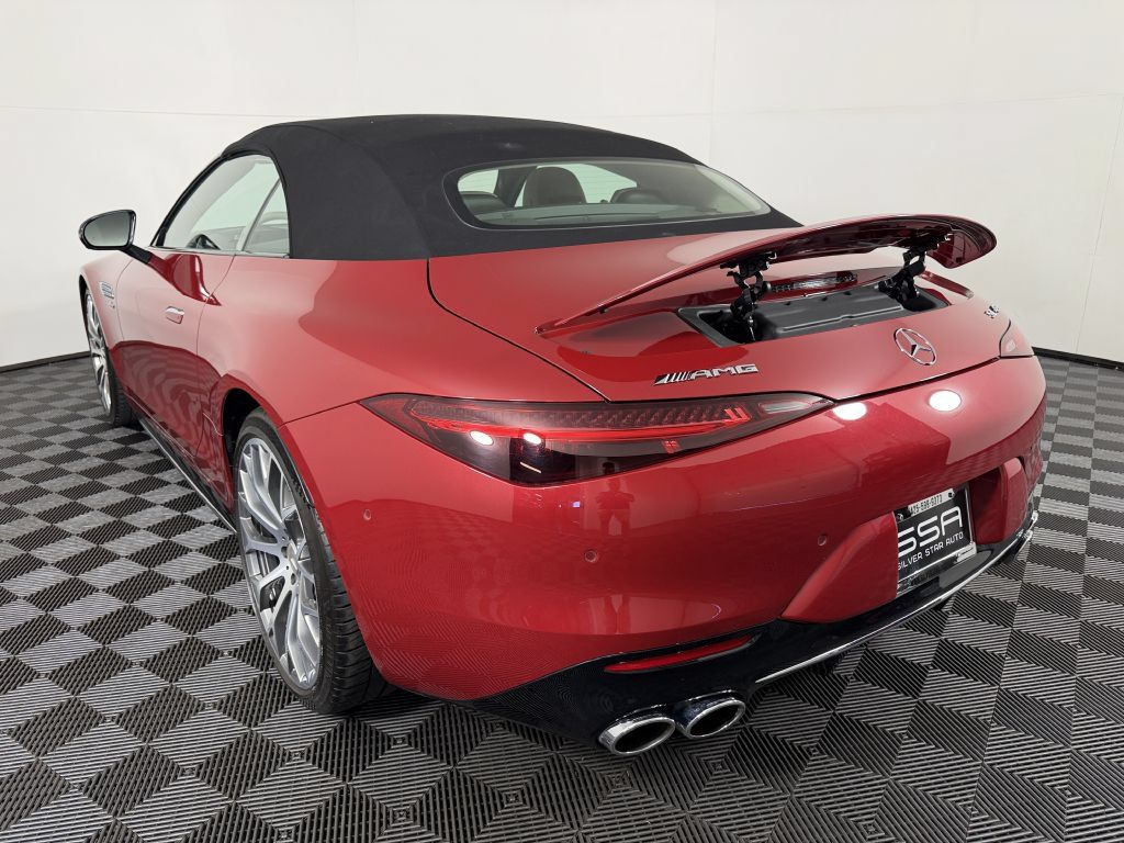Used 2024 Mercedes-Benz SL 43 AMG image 14